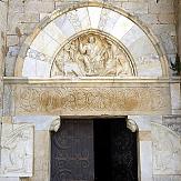 Chapelle de la Maguelonne, Tympan